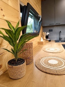Glamping Ch�iby - hrad Buchlov - B�l� Karpaty