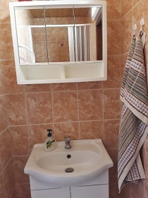 Chalupa terasa a baz�n - Hrad Kost - �esk� r�j