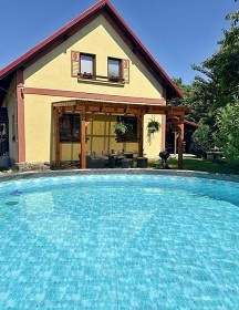 Chalupa baz�n a pergola - Hrub� Sk�la - �esk� r�j