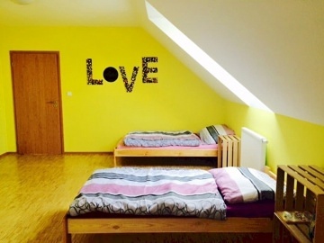 Chalupa baz�n a sauna - Vyso�ina - hrad Lipnice