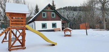 Chalupa baz�n a koupac� sud - Stezka Vala�ska