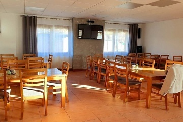 Chalupa wellness a baz�n - hrad Kost - �esk� r�j