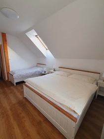 Chalupa wellness a baz�n - hrad Kost - �esk� r�j