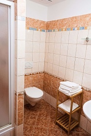 Chalupa wellness a baz�n - hrad Kost - �esk� r�j