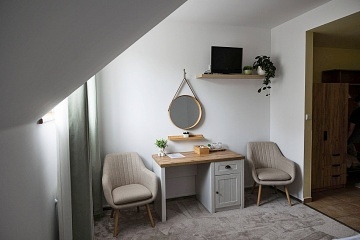 Chalupa wellness a baz�n - hrad Kost - �esk� r�j