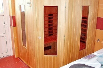 Chalupa wellness a baz�n - hrad Kost - �esk� r�j