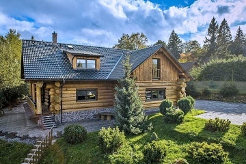 �umavsk� srub - hora Javorn�k - Ka�persk� Hory