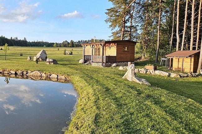 Glamping samota u rybn�ka - hrad Land�tejn - Tel�