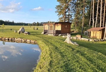 Glamping samota u rybn�ka - hrad Land�tejn - Tel�