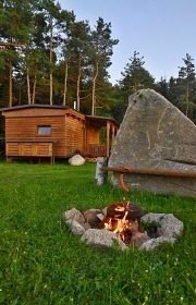 Glamping samota u rybn�ka - hrad Land�tejn - Tel�