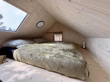 Glamping v korun� stromu - hrad Orl�k - Vyso�ina