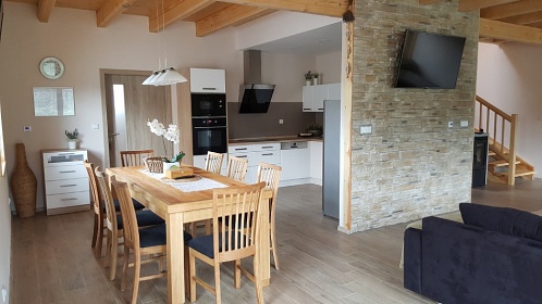 Chata s wellness - Skorsk rybnk - esk Krumlov
