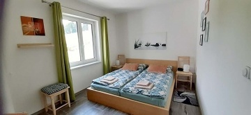 Chalupa baz�n a koupac� sud - Trutnov - Podkrkono��