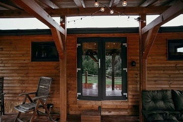 Glamping samota u lesa - Kuks - ZOO Dv�r Kr�lov�