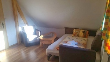 Chalupa a baz�n - Jansk� vrch - Trutnov - Krkono�e
