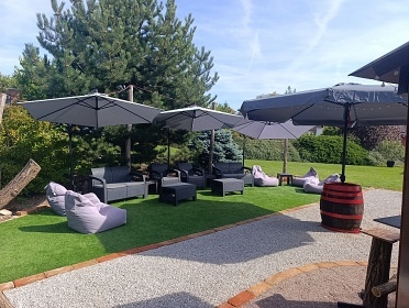 Glamping Modr� hory - CHKO P�lava - ji�n� Morava