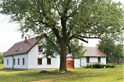 Chalupa Vícemil - Červená Lhota - Jindř. Hradec