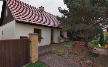 Chalupa s baz�nem - hrad �vihov - Klatovy