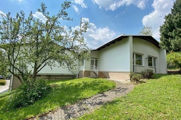 Chata B�l� Karpaty - Luha�ovick� p�ehrada - Zl�n