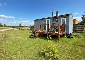 Glamping ji�n� �echy - p�ehrada Orl�k - P�sek