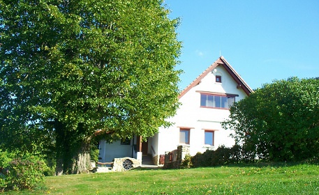 Chalupa na �bo�� Ond�ejn�ka - v Beskydech