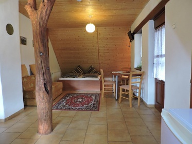 Chalupa na �bo�� Ond�ejn�ka - v Beskydech