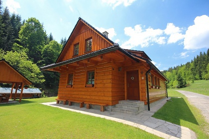 Roubenka u lesa - Karolinka - Nová Hrozenkov