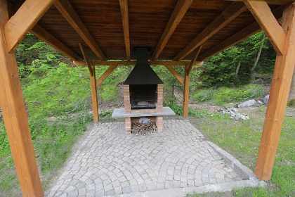 Roubenka u lesa - Karolinka - Nová Hrozenkov
