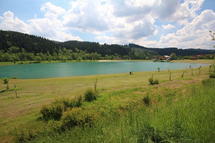 Roubenka u lesa - Karolinka - Nová Hrozenkov