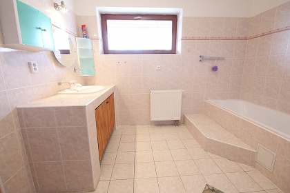 Wellness chalupa - Boskovice - hrad Bouzov