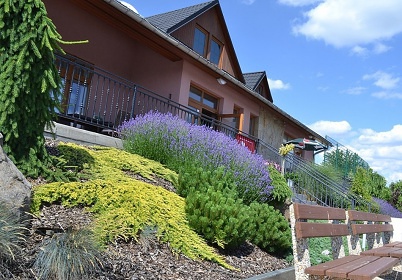 Wellness Penzion s baznem - ZOO Len - Zlnsko