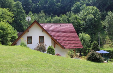 Chalupa s bazénem - Vrchoviny - přehrada Rozkoš
