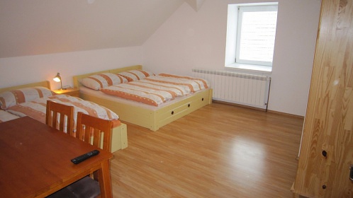 Wellness chalupa - vnitn bazn - Opoensko