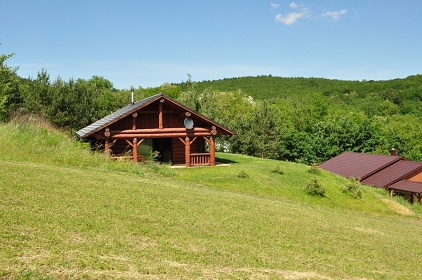 Kanadsk srub Pastviny - Chiby - hrad Buchlov