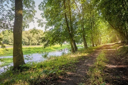 Chata u řeky Ohře - zámek Raškovice - Nechranice