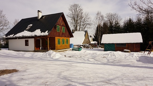 Chalupa a kachlov kamna s pec - Orlick hory