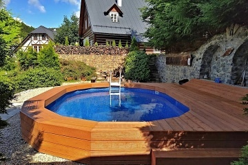 Rodinný penzion - u lesa s bazénem - Ramzová