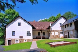 Chalupa s bazénem - Domažlicko - Šumava