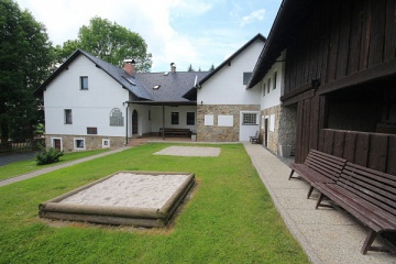 Chalupa s baz�nem - Doma�licko - �umava