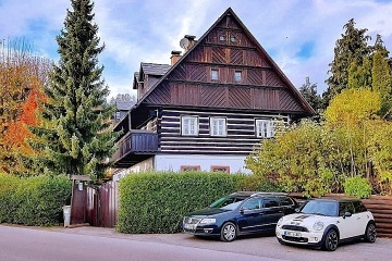 Roubenka s baznem - chalupa Podkrkono