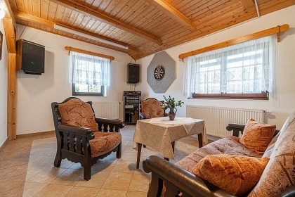 Wellness chalupa a vnitn bazn - Zdobnice