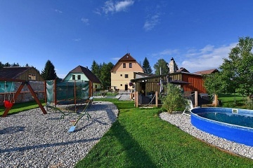 Chalupa s bazénem - Apartmány Šumava - Boubín