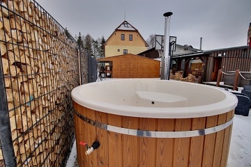 Chalupa s bazénem - Apartmány Šumava - Boubín