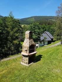 Horský srub s vířivkou a bazénem
