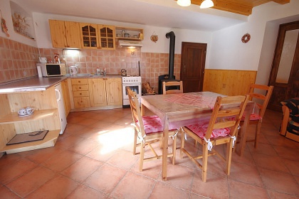 Chalupa Vyso�ina s baz�nem - Vyskytn� - K�eme�n�k