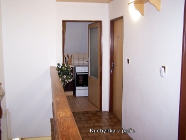 Chalupa s baz�nem - ko�sk� pastviny - Jizerky