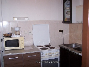 Chalupa s baz�nem - ko�sk� pastviny - Jizerky