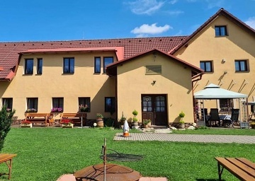 Chalupa s baz�nem - Kr�l�ky - Doln� Morava