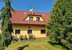 Chalupa s baz�nem - Kr�l�ky - Doln� Morava