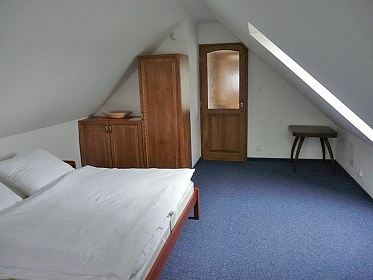 Chalupa s baz�nem - Kr�l�ky - Doln� Morava